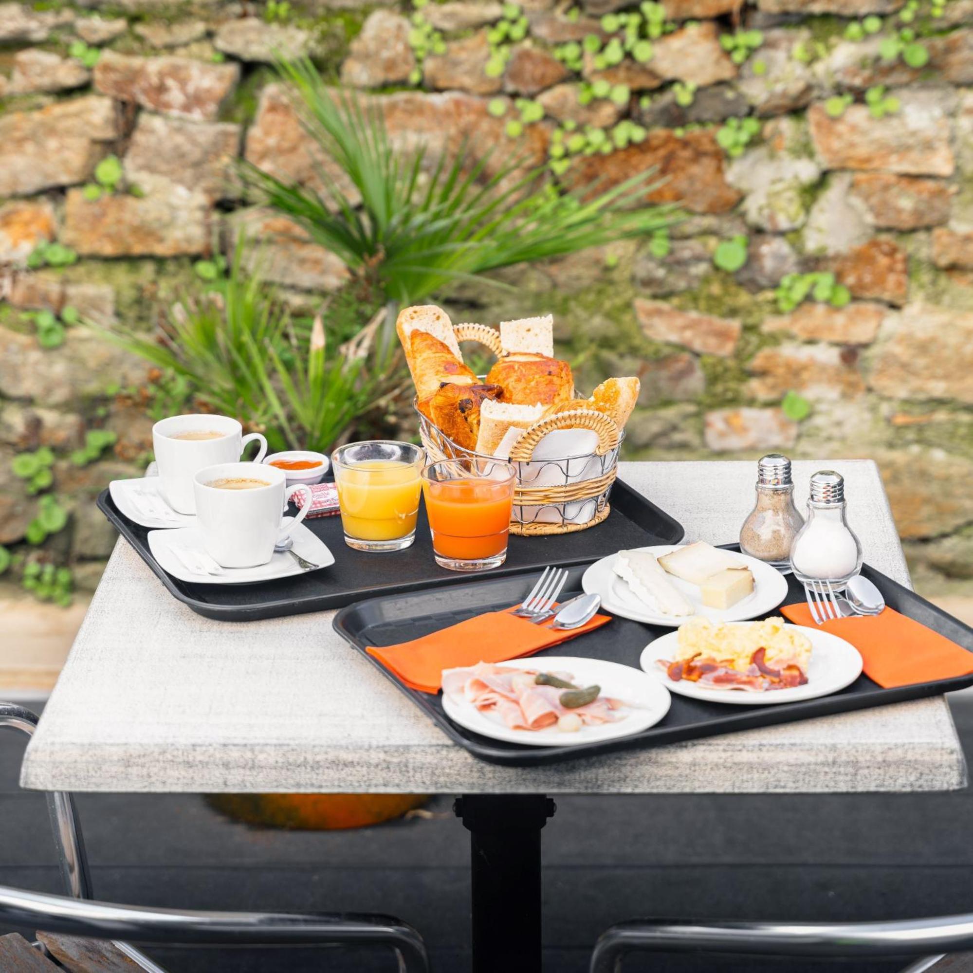Hotel Du Chateau Dinan - Originals Boutique Zewnętrze zdjęcie